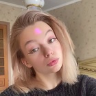 Размещение интеграции в Telegram. Логотип Телеграм канала "Кэрри про шмотки болтает!! 🤍🩰" Размещение интеграции в Telegram. Логотип Телеграм канала @careyelen